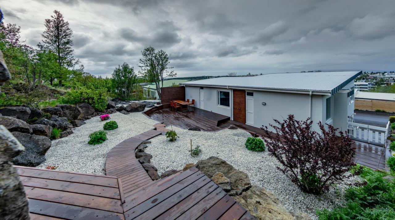 Iceland Sjf Villa, Hot Tub & Outdoor Sauna Amazing Mountains And City View Over 레이캬비크 외부 사진