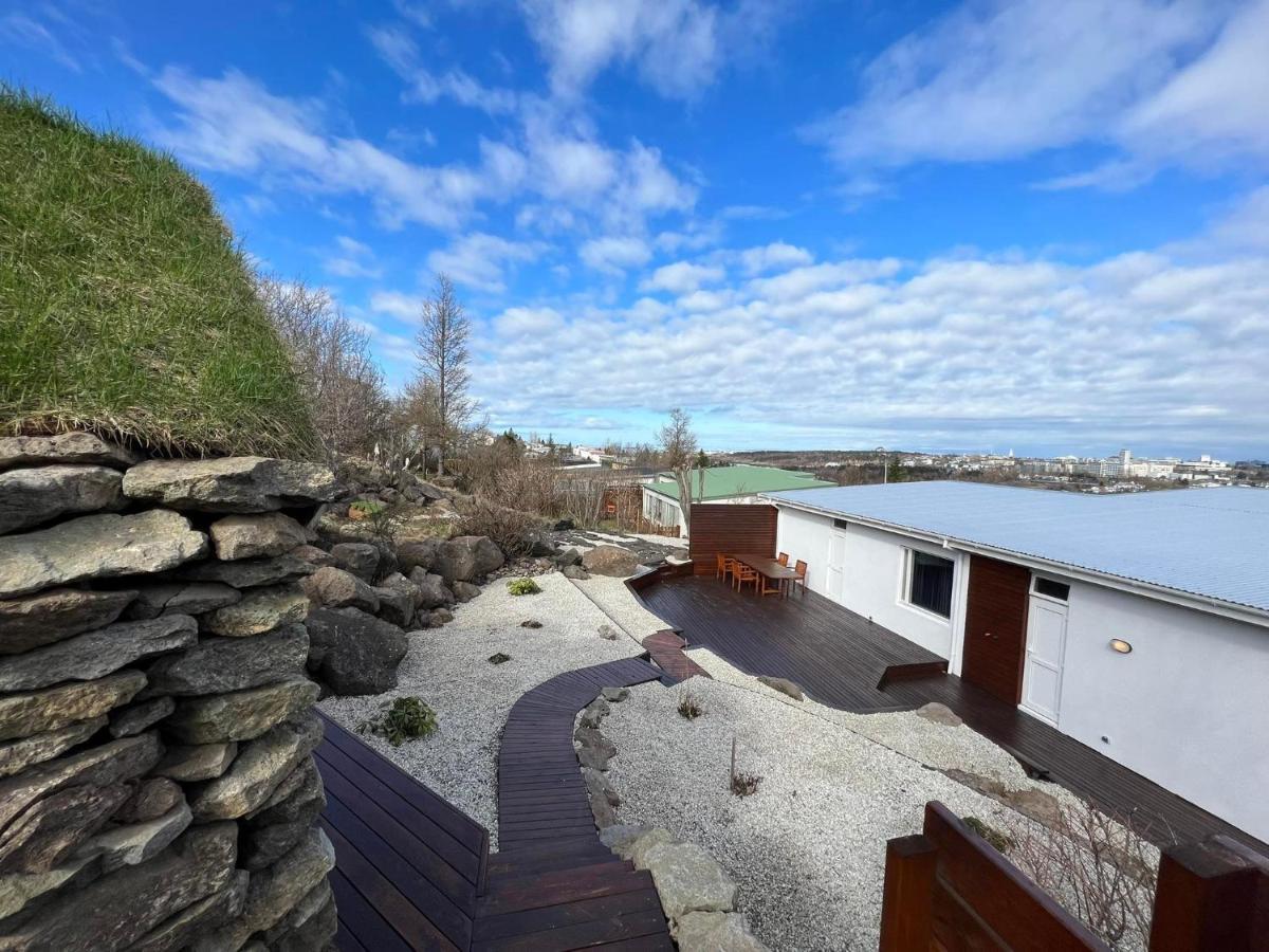 Iceland Sjf Villa, Hot Tub & Outdoor Sauna Amazing Mountains And City View Over 레이캬비크 외부 사진