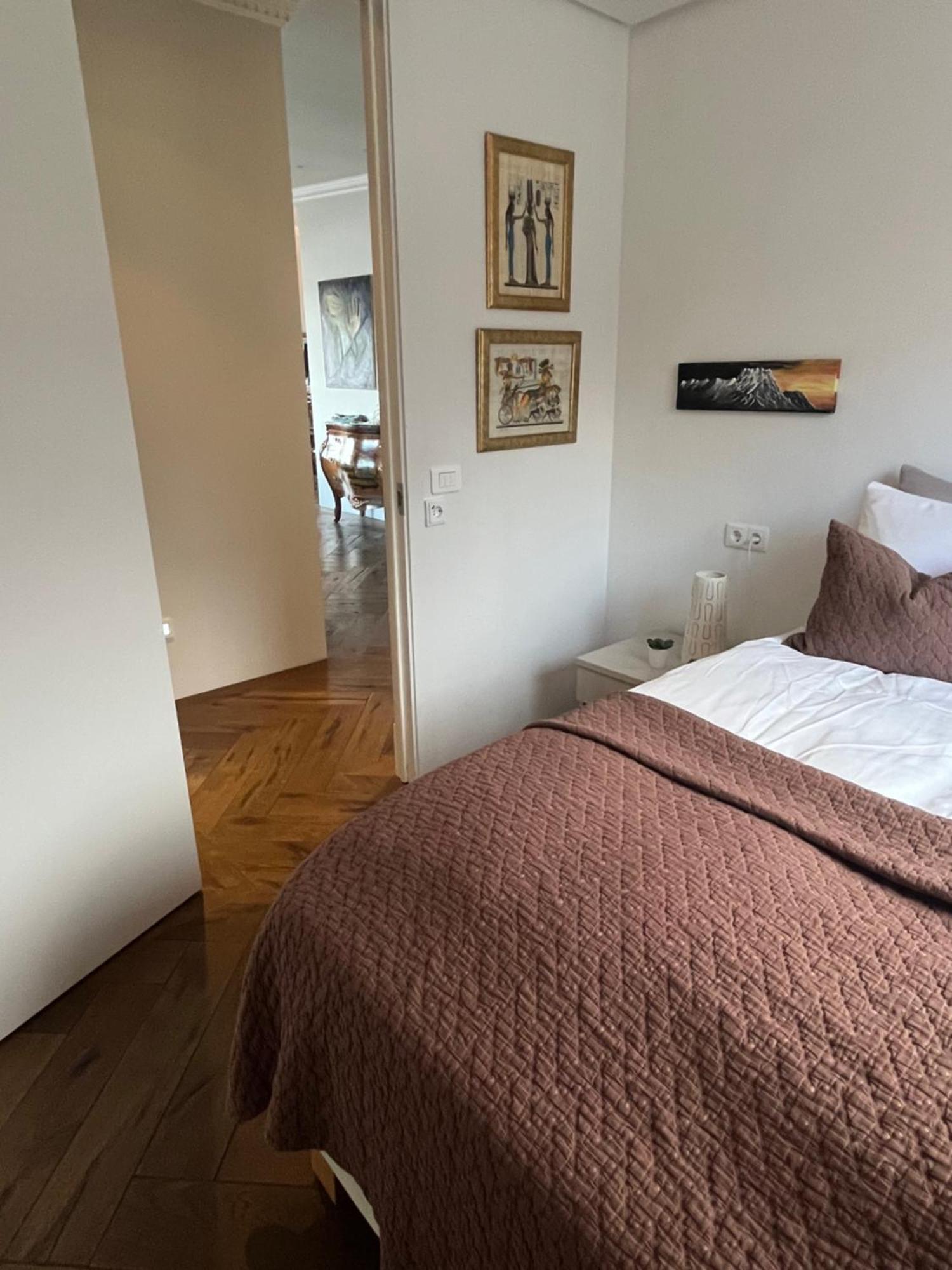 Iceland Sjf Villa, Hot Tub & Outdoor Sauna Amazing Mountains And City View Over 레이캬비크 외부 사진